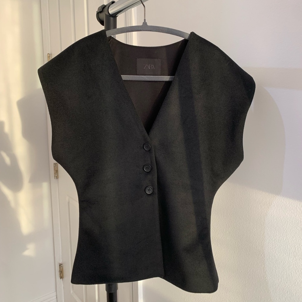 Zara Vest